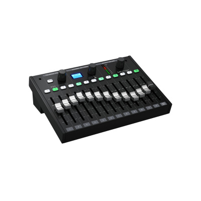 BEHRINGER P24